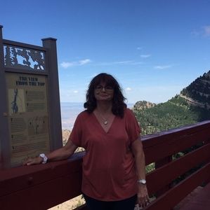 Meet your Posher, Kathleen